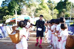 BIB: 2198
                            <button type="button" onclick="openModal(19047658)" class="btn btn-primary btn-sm float-right btn-popup" data-toggle="modal" data-target=".modal-high-quality">
                        <i class="fas fa-shopping-cart"></i> Add to Cart
                    </button>
                                            <button type="button" onclick="isThisMe(19047658, true)" class="btn btn-success btn-sm float-right btn-popup btn-isme hidden" data-toggle="tooltip" data-placement="bottom" title="นี่คือรูปของคุณใช่ไหม คลิกที่นี่เพื่อเอาเข้าอัลบั้ม">
                        <i class="fas fa-plus"></i> Add to album
                    </button>
                    <button type="button" onclick="isThisMe(19047658, false)" class="btn btn-warning btn-sm float-right btn-popup btn-isnotme hidden">
                        <i class="fas fa-ban"></i> Remove from album
                    </button>